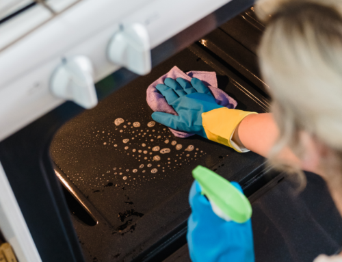 10 Things Professional House Cleaners Always Notice (That You Probably Don’t)